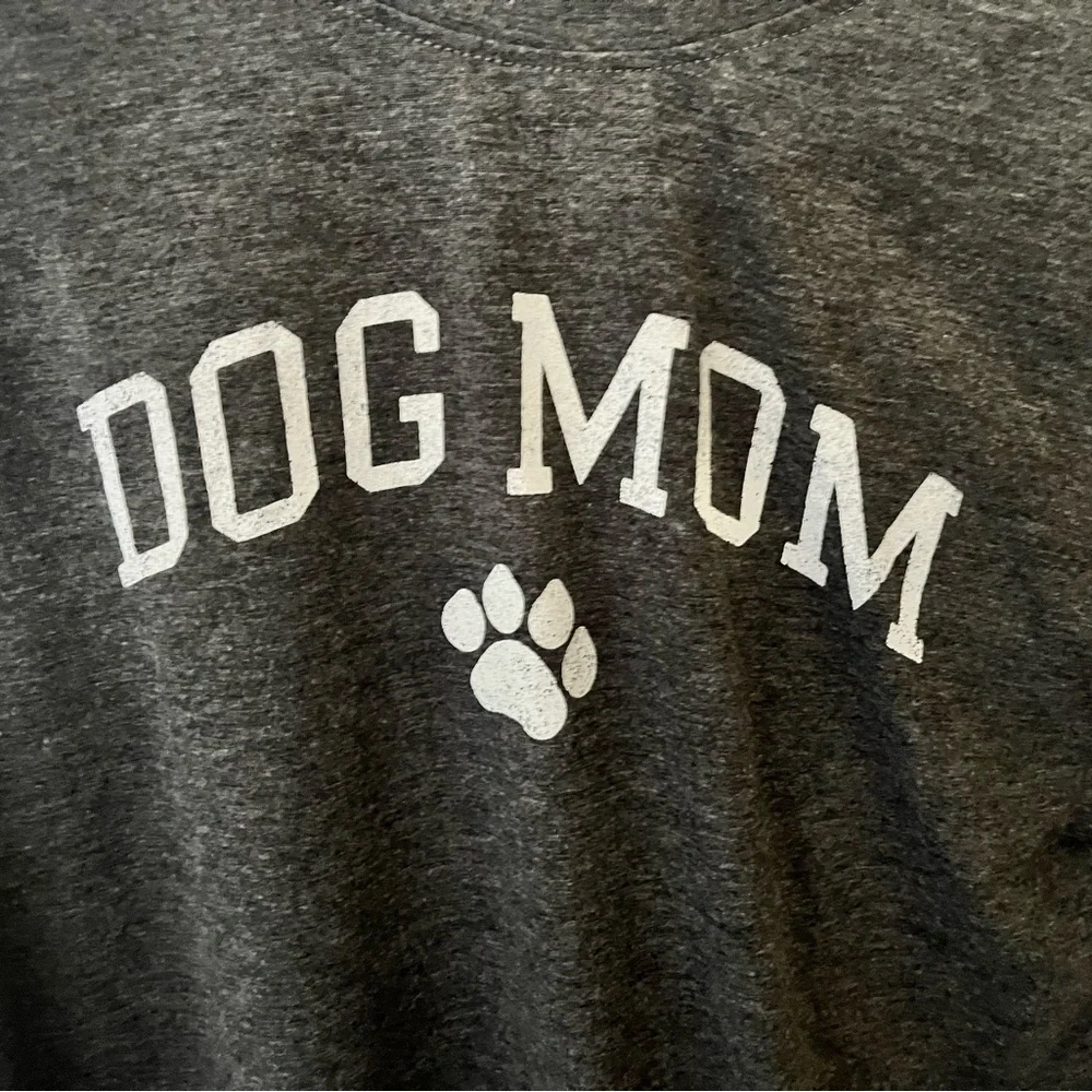 Dog Mom modern luxe! Large like new condition.